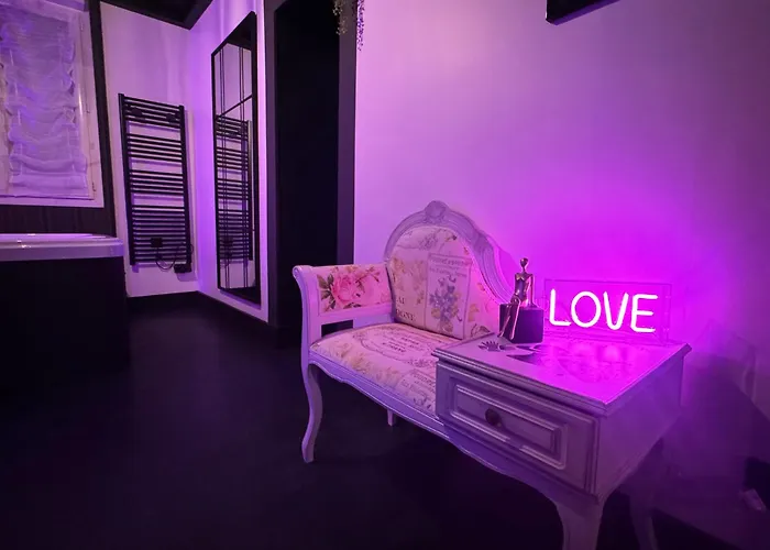 Et Bien Etre Avec Jacuzzi Et Sauna Cosse-le-Vivien