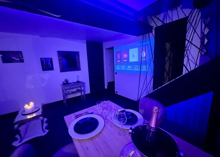 Et Bien Etre Avec Jacuzzi Et Sauna Holiday home *