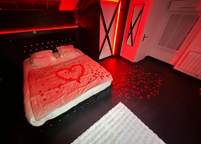 Et Bien Etre Avec Jacuzzi Et Sauna Cossé-le-Vivien